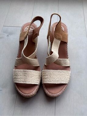 Toni Pons Sandals size 11